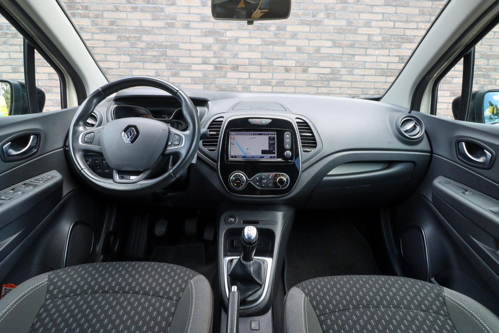 55764859-1.jpg